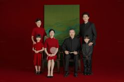 -至臻微拉婚纱摄影