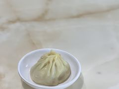 鲜肉小笼-绿杨馄饨临顿路店