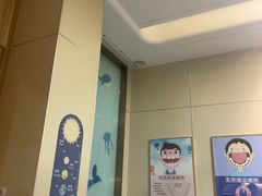 -上海仁爱医院口腔科 · 种植