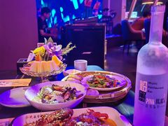 -粉墨特色菜·烧烤音乐酒馆