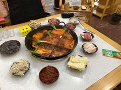 -正贰捌经重庆老火锅(建设路店)