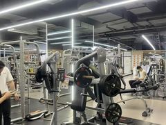 -超鹿运动(五四路恒力城店)