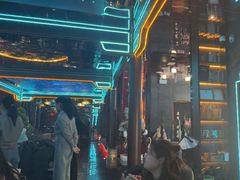 -屋有岛沉浸游戏旗舰店(中山公园店)