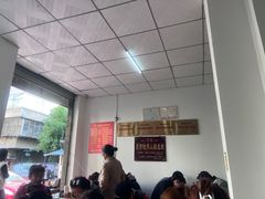 -铁朋小锅米线(玉川巷店)