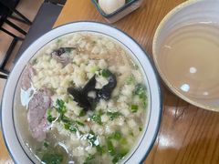 羊肉泡馍-东关吉祥西安腊汁肉夹馍(健德门店)