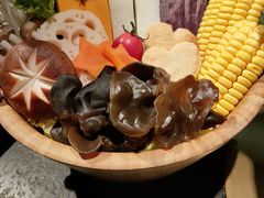-湊湊火锅·茶憩(新中关购物中心店)