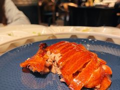 炭火酥不腻·鱼子酱烤鸭-四季小馆·潤·中国菜(越秀公园店)