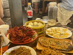 -冶建镜子·老南昌大排档·江西虾王(总店)