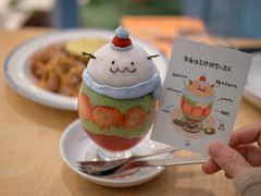 草莓抹茶胖胖雪人芭菲-Umiya海屋·料理食堂