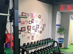 -征成健身连锁私教工作室(九公里店)