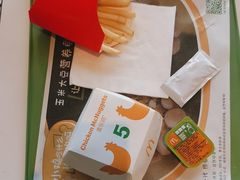 -麦当劳(国家体育场南路店)