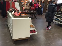 -巴宝莉工厂店/折扣店(工厂店)