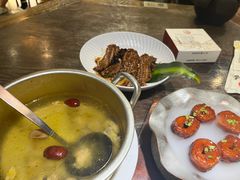 -魁盛居百年鲁菜馆(县西巷店)