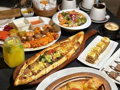 -Efes Turkish & Mediterranean Cuisine 艾菲斯餐厅(陆家嘴店)