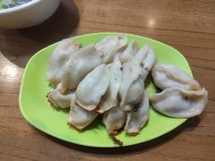 -锅贴王小吃(南大街店)