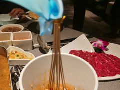 -左庭右院鲜牛肉火锅黑金店(陆家嘴中心店)