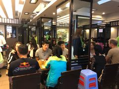 等位区-添好运点心专门店(深水埗店)