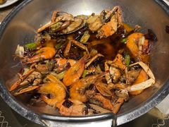 -七欣天香辣蟹火锅(上海银亿滨江店)