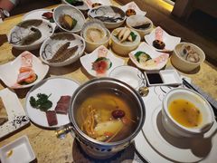 -雍和会海鲜姿造自助(湖东路店)