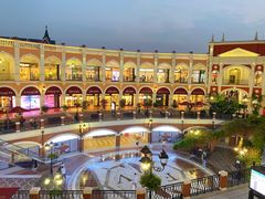 -佛罗伦萨小镇广佛名品奥特莱斯(疏港路店)