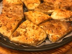 料理烤特色火烧-老东镇啤酒屋海鲜加工·蒸汽海鲜·海鲜烧烤(台东店)