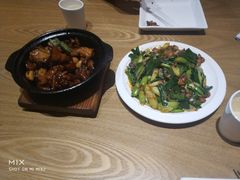 -峨嵋小镇·川菜(勒泰中心店)