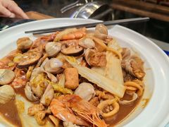 -船梆煮•蒸汽海鲜·炉火烤肉(五四广场店)
