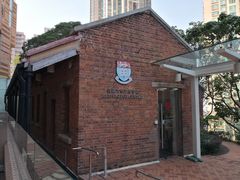 -香港大学