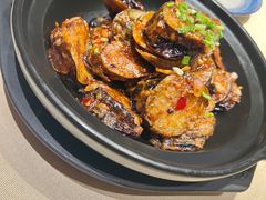 -八府香鸭·啫啫煲(华山路店)