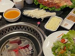 -木槿花韩式炭烤·熟成肉工坊(孙文东路店)