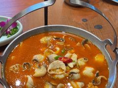 -老滇山寨•云南特色菜•地方菜•民族风情歌舞表演(金碧店)