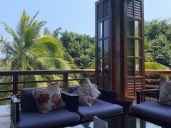 -亚龙湾喜来登·美景台大堂吧