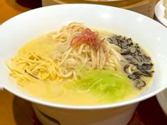 -乐忻皇朝(上海中心大厦店)