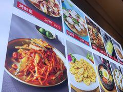 -合易泓烤肉•首创生椰大油边(宁山路店)