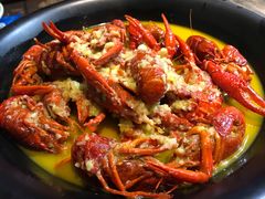 -龙虾风暴(松江店)