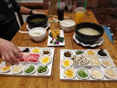 -花馬肆.云南过桥米线(汉神购物广场现场熬汤店)