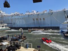 -泰达航母主题公园