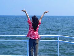 -北戴河碧螺塔海上酒吧公园