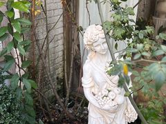 -Jo's Garden