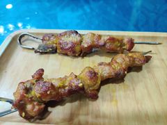 -乡村馕坑肉·烧烤·新疆菜·本地人更爱吃(阿勒泰首店)