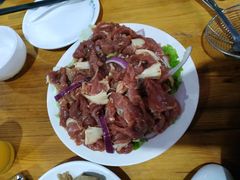 -五指山生态小黄牛(皮皮虾海鲜广场店)