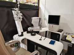 -肆兮眼镜·蔡司·徕卡战略合作店(大坪店)