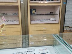 -发茂眼镜·蔡司依视路镜片(镇坪路店)