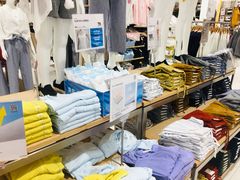 -优衣库(南京建邺万达广场店)