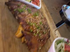 招牌烤猪肋排（半份）-Famous肥猫墨西哥音乐餐吧(五棵松华熙LIVE店)