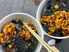 -黑色经典臭豆腐·湖南特产(步行街店)