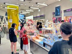 -泡泡玛特POPMART (北京超极合生汇店)