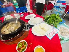 -花苑美食横琴生蚝火锅(拱北粤华路店)
