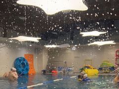 -蓝旗亲子游泳(范湖万达广场店)