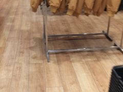 -优衣库(上海正大广场店)